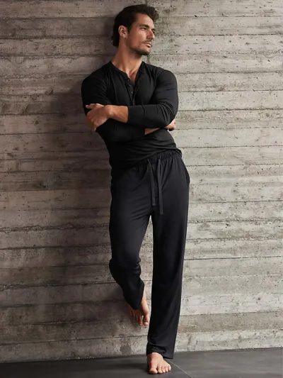 كيف تحولت الملابس المنزلية إلى ما هو فاخر وأنيق؟