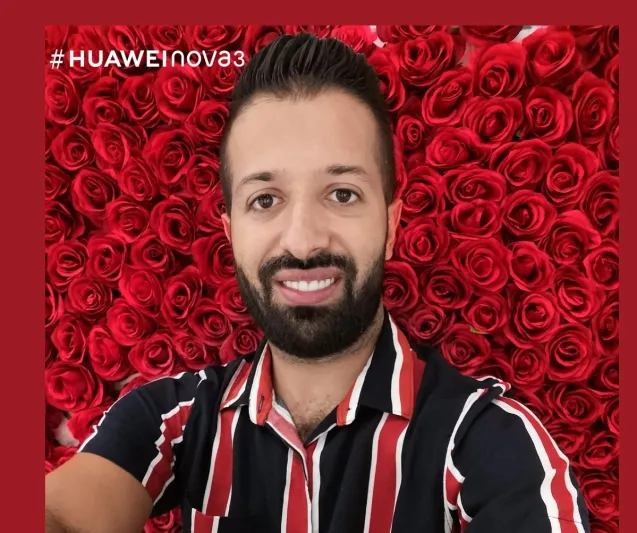 إمكانات الذكاء الاصطناعي تساهم بتوفير صور سيلفي ساحرة أشبه بصور المشاهير والنجوم