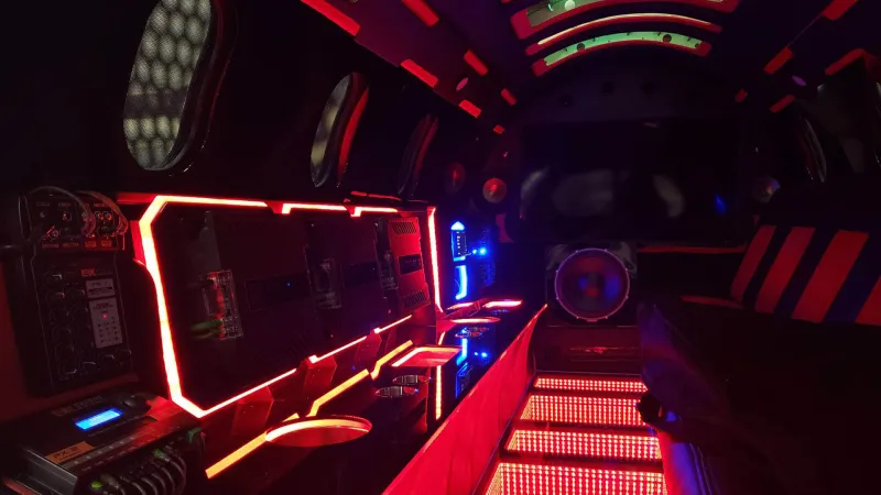 ليموزين جت.. طائرة تتحول إلى ليموزين فاخر (صور)