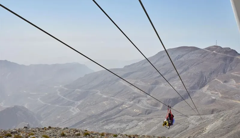 لعشاق التخييم..4 مواقع في الإمارات ستنسيك همومك (صور)