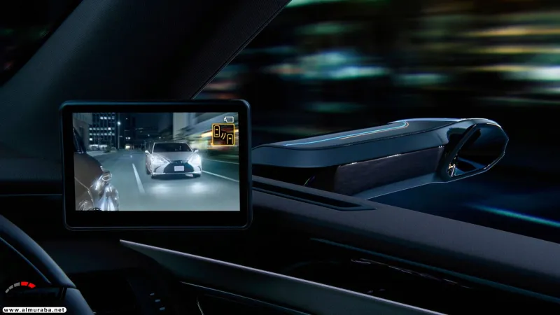 في أول تطور من نوعه.. لكزس تزود نسختها ES بكاميرات رؤية خلفية بدلا من المرايا الجانبية