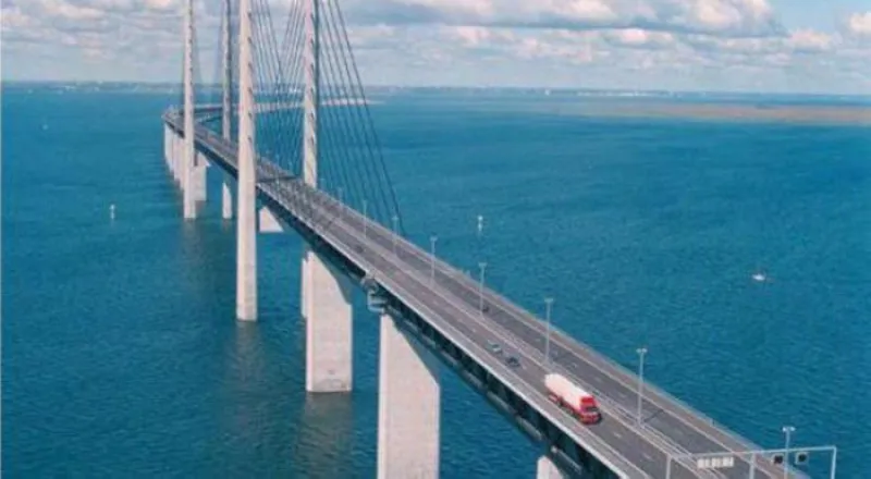 ما هو موعد تنفيذ مشروع الجسر الجديد بين السعودية والبحرين؟