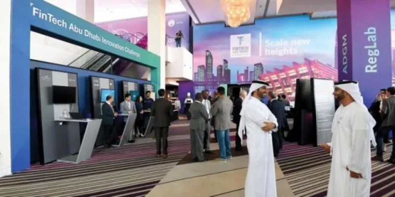انطلاق فعاليات قمة أبوظبي للتكنولوجيا المالية (صور)