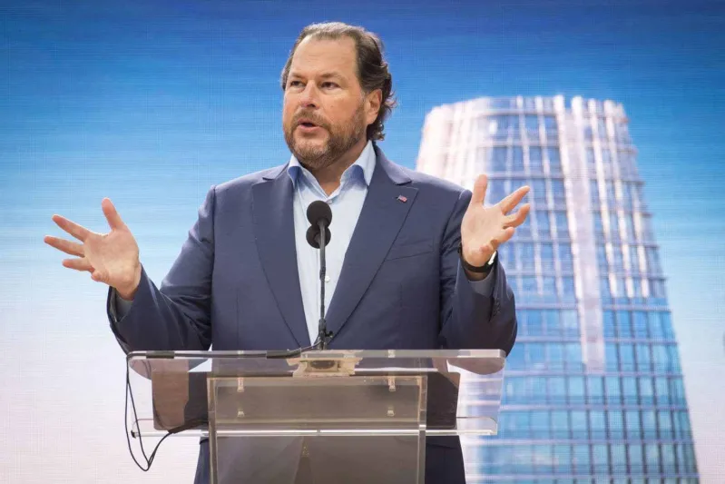 «تايم» الأمريكية تقع في شباك الملياردير الأمريكي «مارك بنيوف»