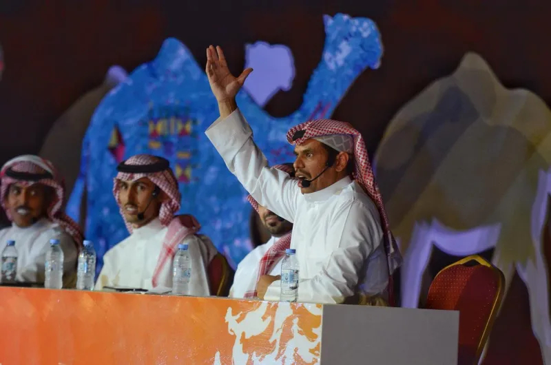 سمو ولي العهد يرعى الحفل الختامي لمهرجان الهجن السبت المقبل (فيديو وصور)