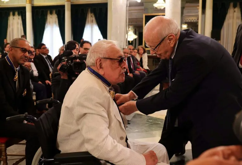 وفاة الفنان القدير جميل راتب عن عمر 92 عاما.. سر أناقته ونزعته الفرنسية 