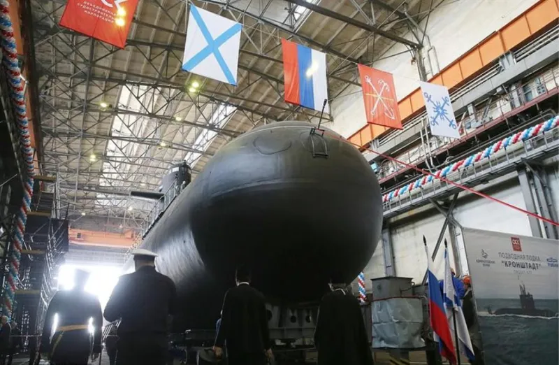 بإمكانيات خيالية.. روسيا تكشف عن أحدث غواصاتها الشبحية (فيديو)