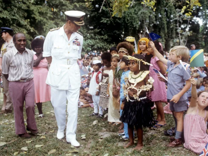 الأمير فيليب.. حياة مذهلة لقرابة القرن (صور)