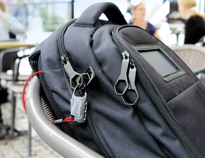 حقيبة مثالية للحفاظ على أجهزتك الذكية بأمان 