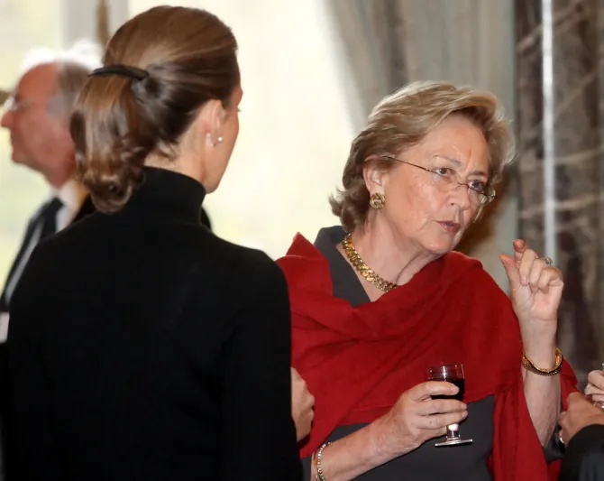 ملكة بلجيكا التي ماتت من سنوات تصاب بسكتة دماغية! (صور)