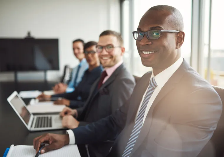 كيف تنجز أكثر بدون الحاجة إلى تعيين المزيد من الموظفين؟