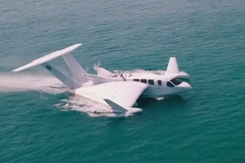 Airfish 8.. يخت طائر على سطح الماء يحدث ثورة في عالم السفر