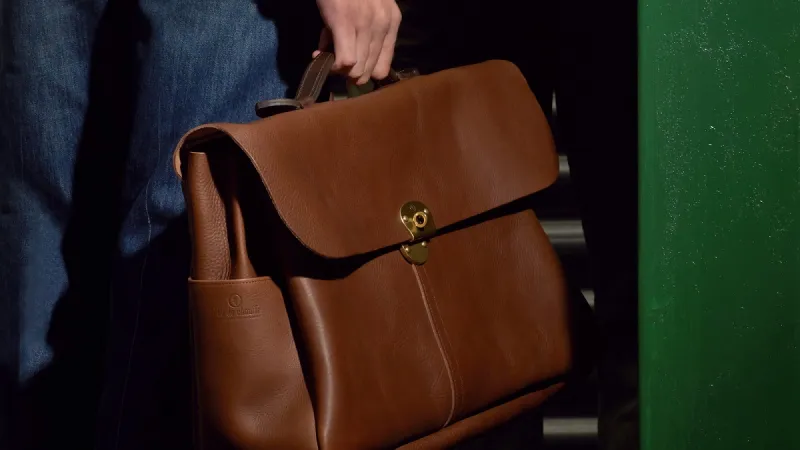 أهم النصائح لأناقة ملابس العمل للرجال