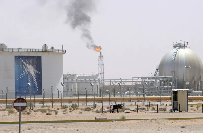 أرامكو تروج للاستثمار في المشاريع الصغيرة والمتوسطة بالمملكة من لوس أنجلوس