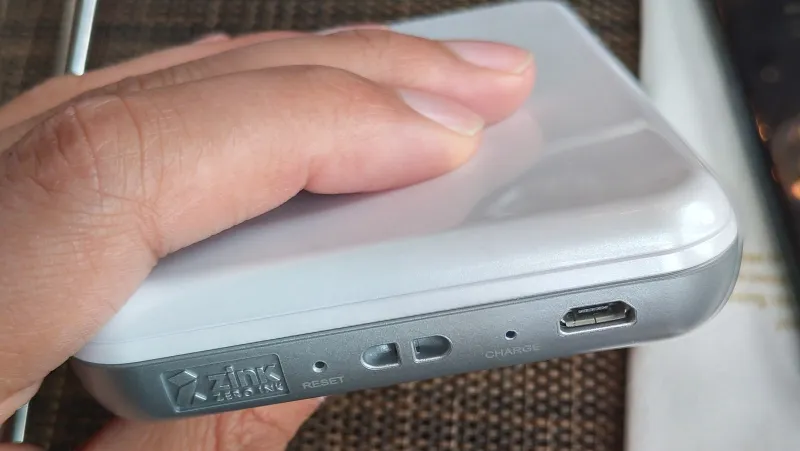 تعرف على مميزات طابعة كانون "زوي ميني" أصغر طابعة صور في العالم