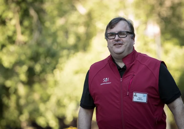 تعرف على أنجح وأفشل قرارات الملياردير "رايد هوفمان" الاستثمارية