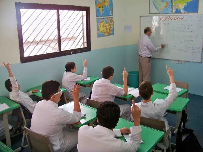 ما هو عدد العاملين في قطاع التعليم الخاص بالسعودية؟