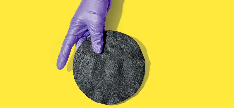 جلد «حقيقي» مصنوع في المختبر..هل يمكنك ارتدائه؟ (فيديو)