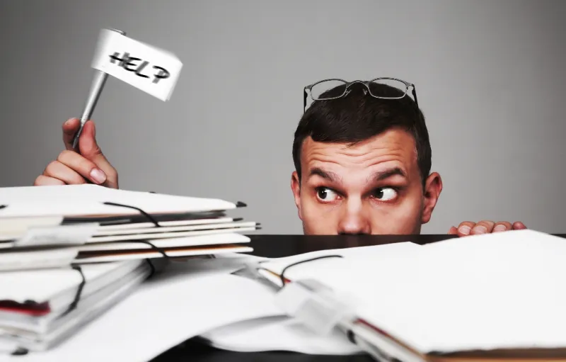 مفتاح النمو الوظيفي.. أحِط نفسك بمن يدفعك إلى الأمام