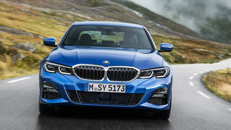 سعر ومواصفات سيارة MBW الفئة الثالثة الشكل الجديد 2019 (صور)