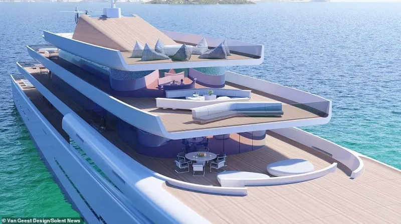 اليخت "الشبح ".. خصوصية فائقة على سطح البحر 