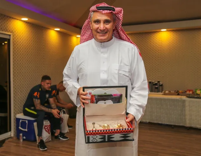 كيف قضى نجوم البرازيل والأرجنتين ليلتهم في السعودية؟ (فيديو وصور)