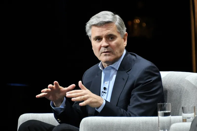 للحفاظ على نجاحك طويلًا.. الملياردير "ستيف كيس" يقدم لك خلاصة صمود تفوقه