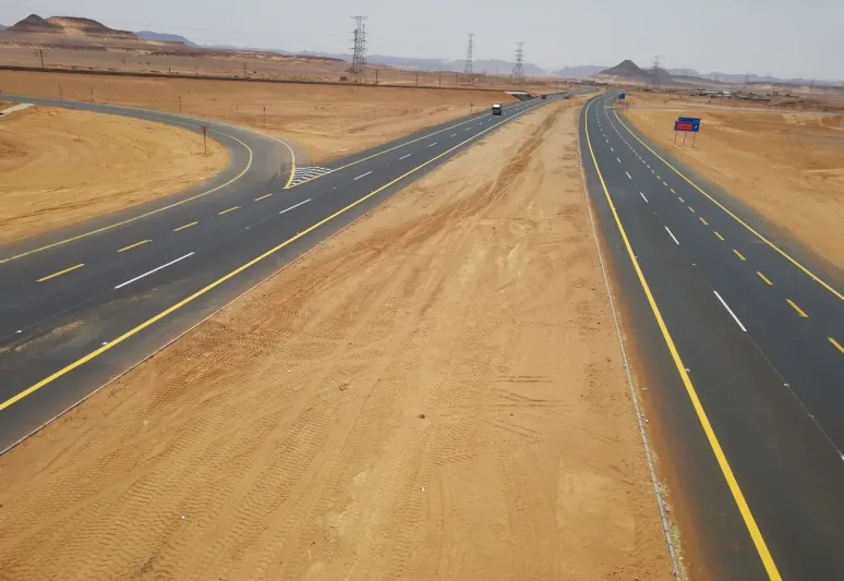 تعرف على موعد تشغيل الطريق البري بين السعودية وعُمان