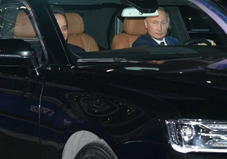 بوتين ليس أولهم.. زعماء قادوا سياراتهم خلال استقبال رؤساء الدول (فيديو)