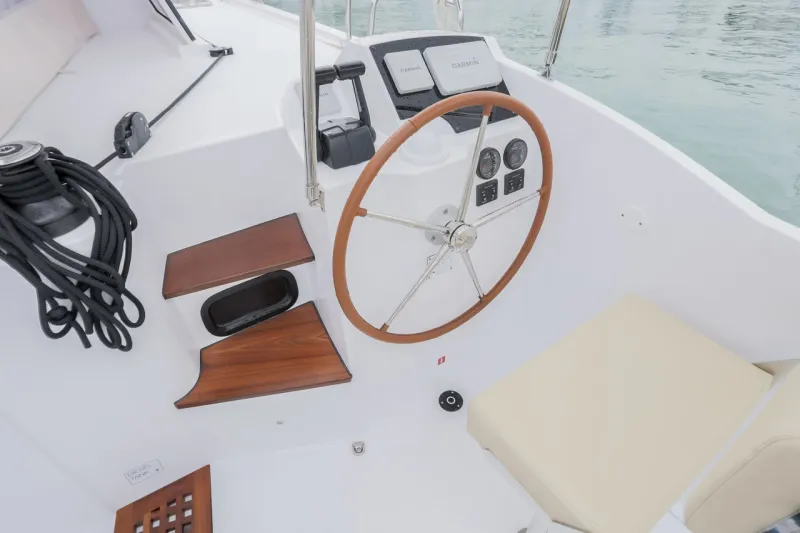 بيورا.. يخت شراعي فاخر بطول 43 مترًا (فيديو)