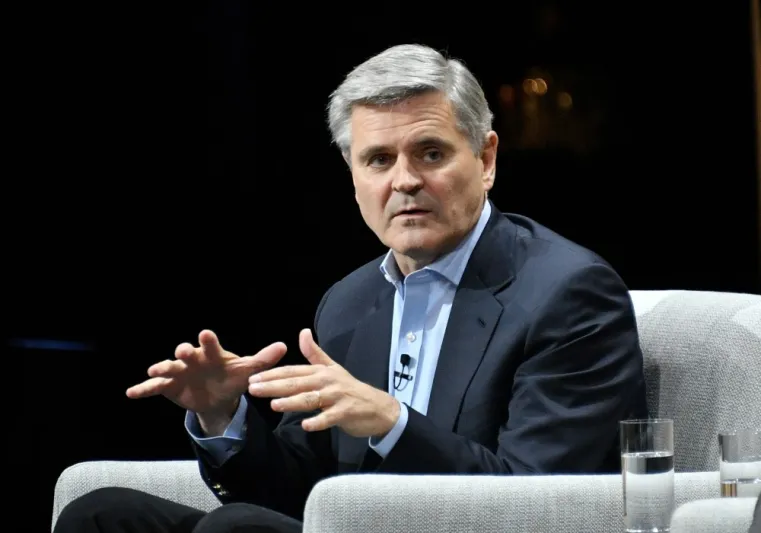 للحفاظ على نجاحك طويلًا.. الملياردير "ستيف كيس" يقدم لك خلاصة صمود تفوقه