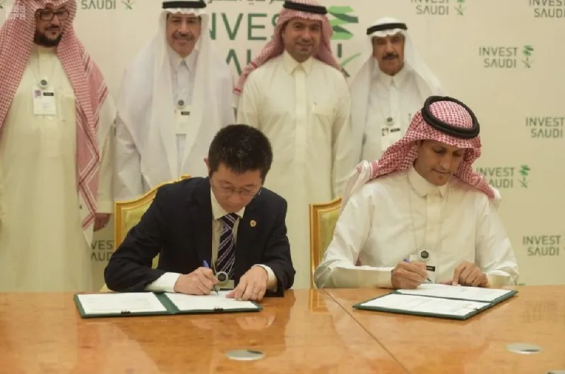 "مستقبل الاستثمار"... توقيع 3 اتفاقيات لإنشاء آلاف الوحدات السكنية