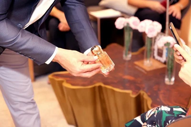 وثق ذكرياتك الخاصة بابتكار عطر فريد يعكس ذوقك الشخصى