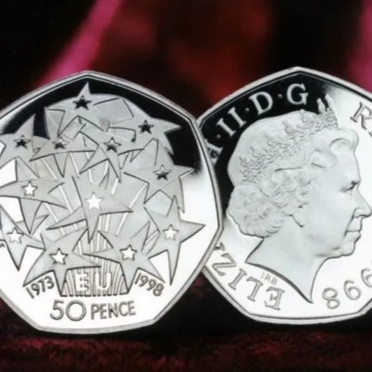 بريطانيا تصدر عملة معدنية جديدة احتفالاً بمغادرة الاتحاد الأوروبي (صور)