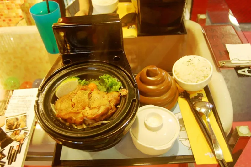 في هذا المطعم.. ممنوع الأكل إلا للمحكومين بالإعدام