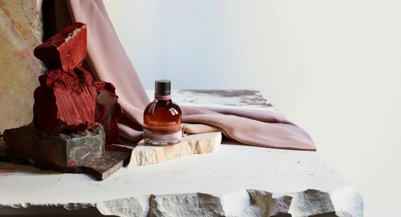 عطر L’Absolu المتميز من دار Bottega Veneta