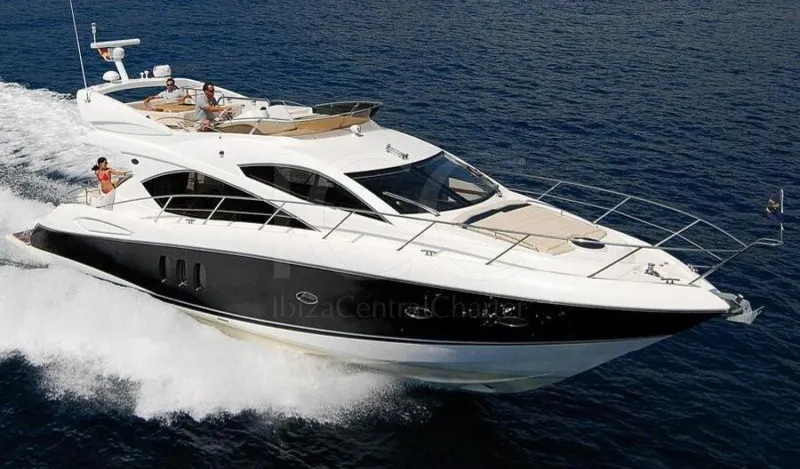 صور| Sunseeker Manhattan 60 أفخم يخت فندقي في هونغ كونغ