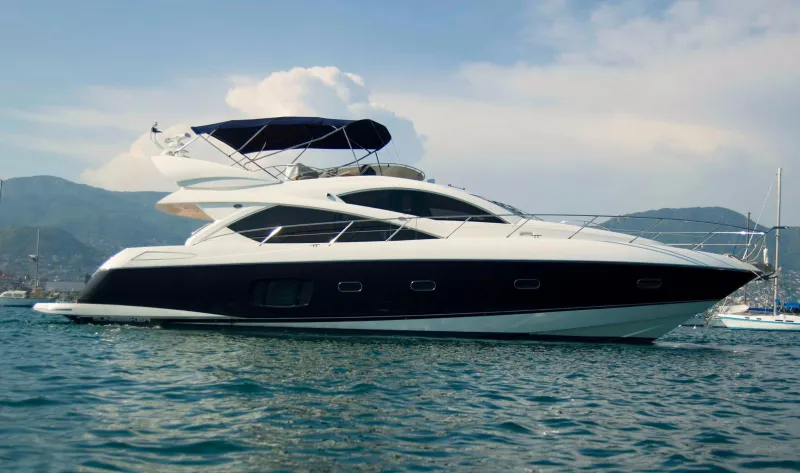 صور| Sunseeker Manhattan 60 أفخم يخت فندقي في هونغ كونغ