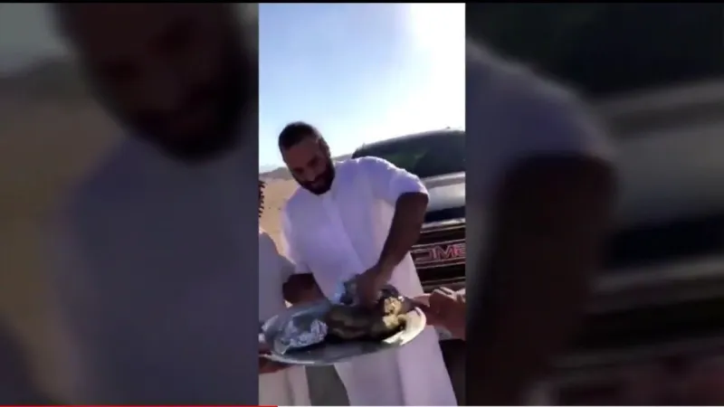 لماذا يتمتع الأمير محمد بن سلمان بشعبية جارفة في المملكة؟.. مشاهد عفوية تجيبك