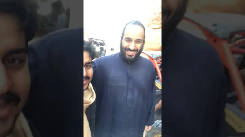 لماذا يتمتع الأمير محمد بن سلمان بشعبية جارفة في المملكة؟.. مشاهد عفوية تجيبك