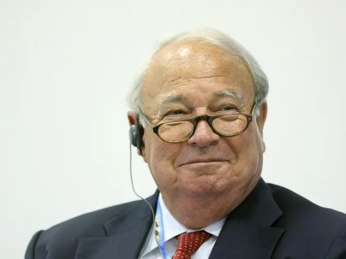 كيف أصبح هاينز هيرمان ثييل رابع أغنى رجل في ألمانيا؟