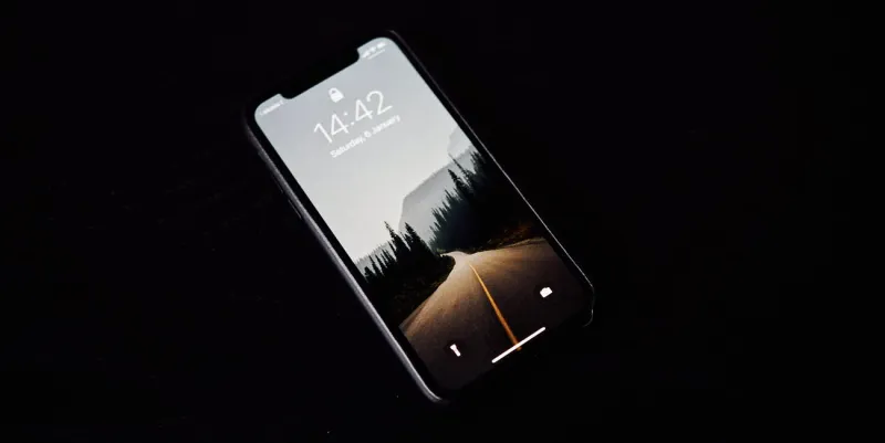 عيب خطير في تحديث هواتف "آيفون" الجديد (فيديو)