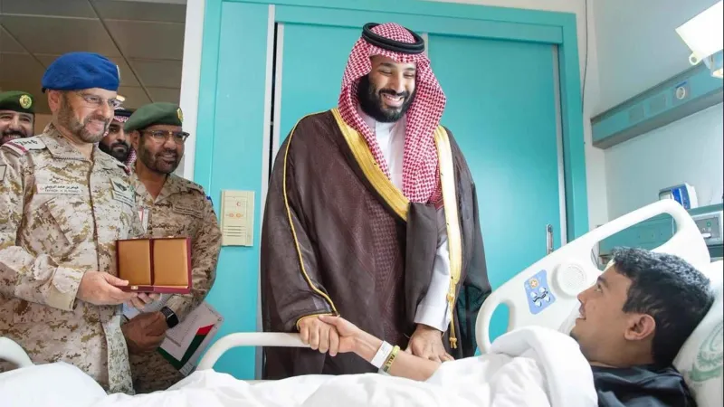 الأمير محمد بن سلمان يزور مصابي الحد الجنوبي.. ويوجه لهم هذه الرسالة (فيديو)