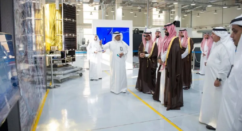 التفاصيل الكاملة لوضع ولي العهد حجر أساس 7 مشاريع ومفاعل أبحاث نووي ومصنع هياكل طائرات (صور)