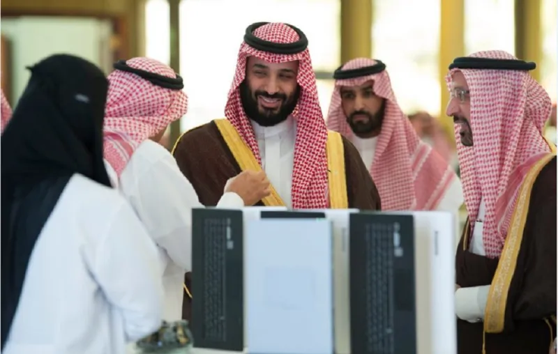 التفاصيل الكاملة لوضع ولي العهد حجر أساس 7 مشاريع ومفاعل أبحاث نووي ومصنع هياكل طائرات (صور)