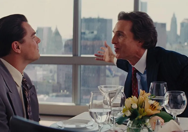 ليوناردو دي كابريو وماكونهي.. قصة ثأر دام 21 عاماً