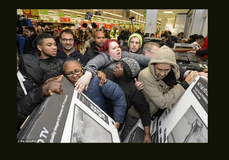 الجمعة السوداء.. لماذا أطلق عليها هذا الاسم؟.. وكيف تستفيد من عروضها؟