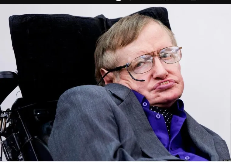 بيع كرسي ستيفن هوكينغ المتحرك مقابل مبلغ "قياسي"