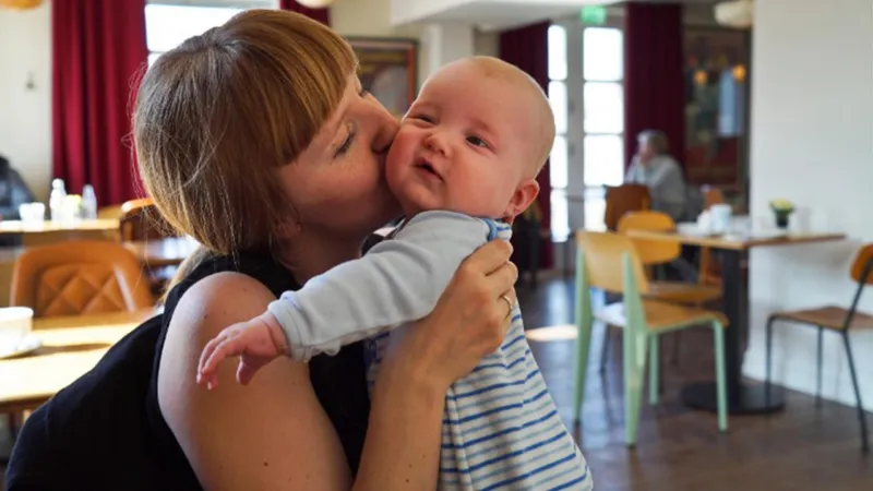 تقرير صادم عن مُعدلات الإنجاب في دول العالم