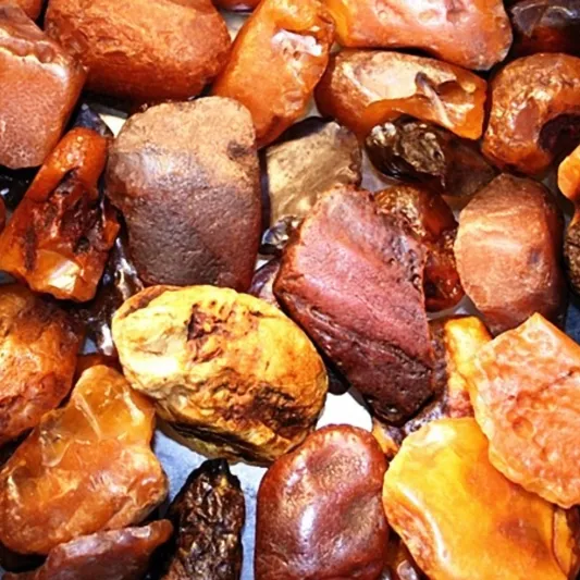 «غرفة الكهرمان المفقودة».. الأولى في العالم للاسترخاء والراحة (صور)